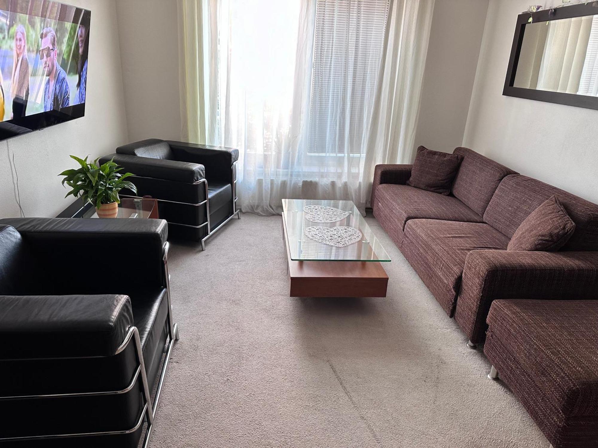 Old Town Apartments Zderadova 6 Брно Экстерьер фото
